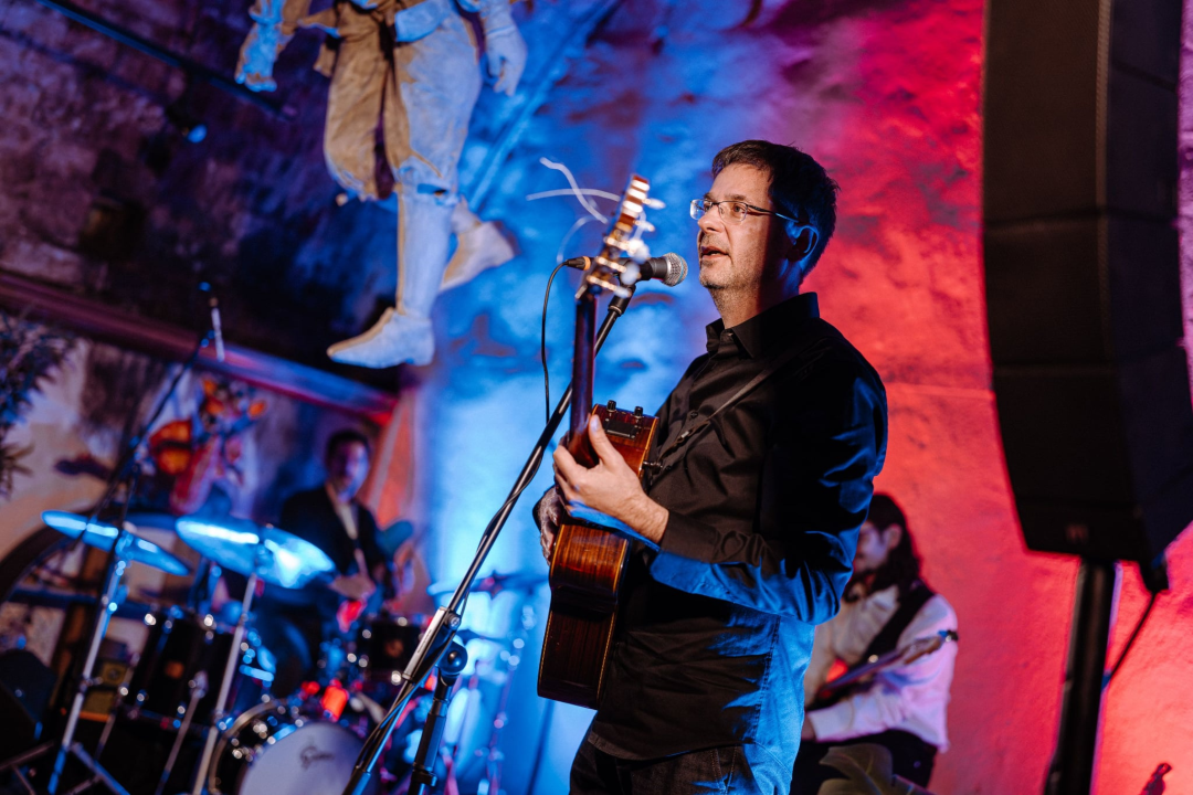 Šibenski trio Mantes predstavio svoj prvi album 'Šapat'