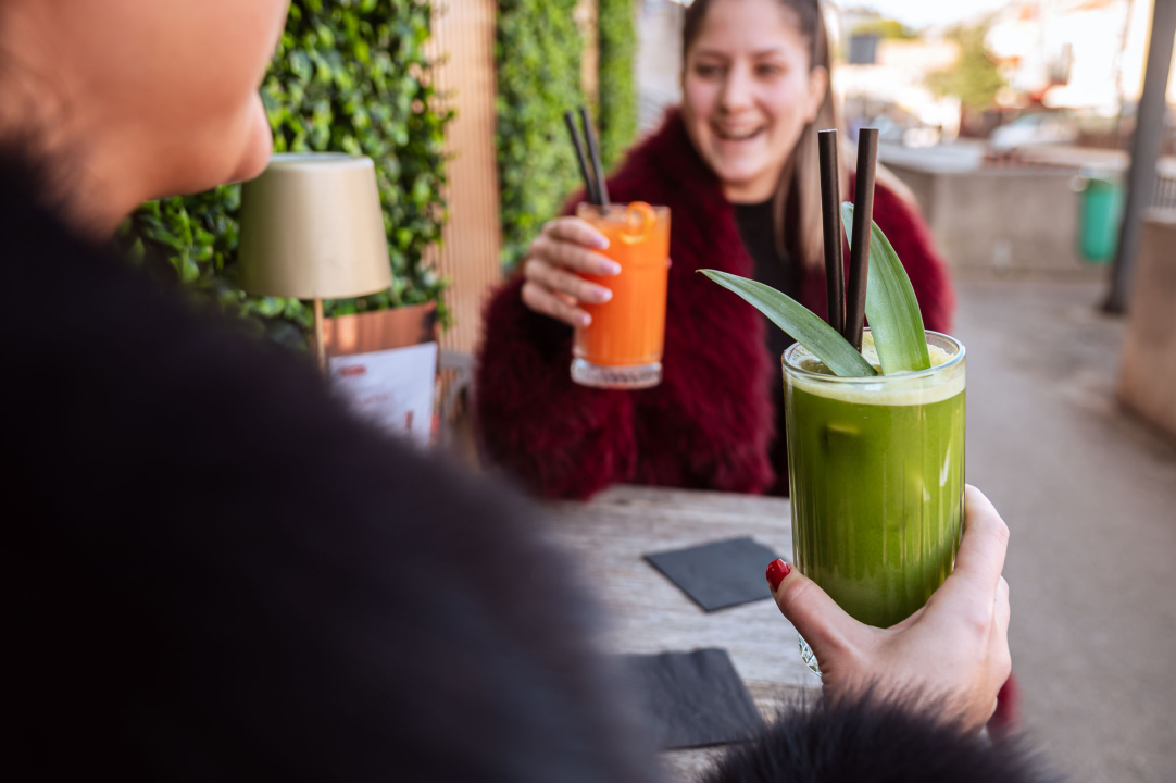 FOTO U Mozartu zaplešite uz Daleku obalu, a opustite se uz Paint & Wine!