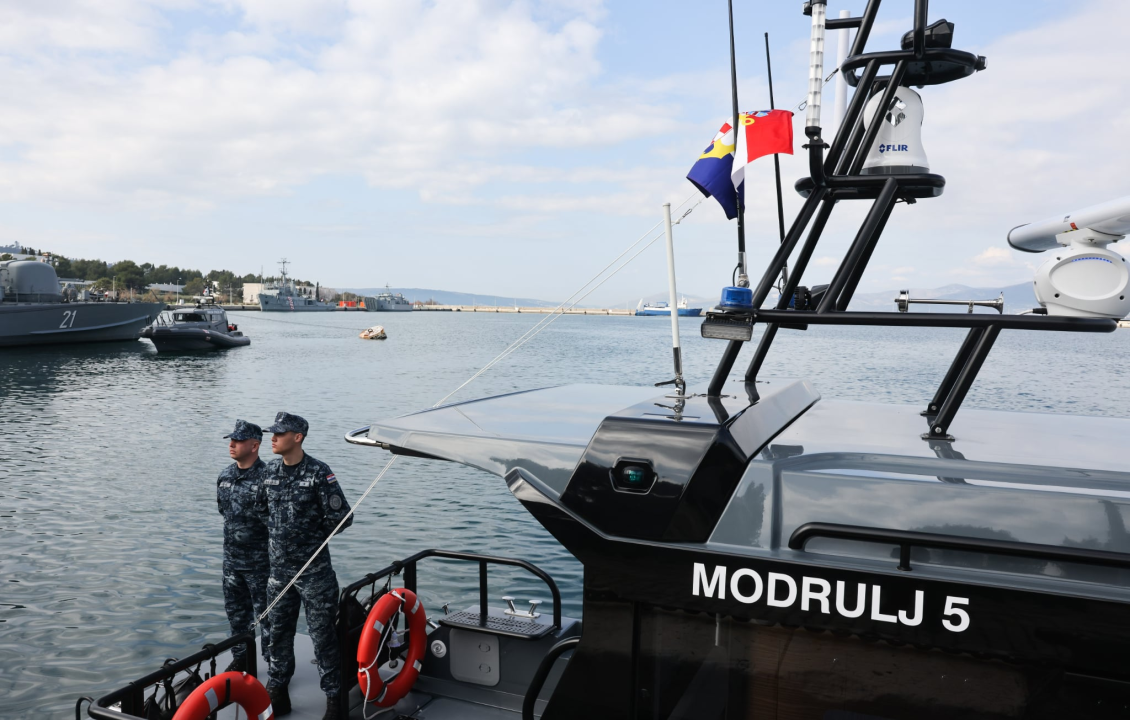 'Šibenski Modrulji' u Splitu predani Obalnoj straži RH 