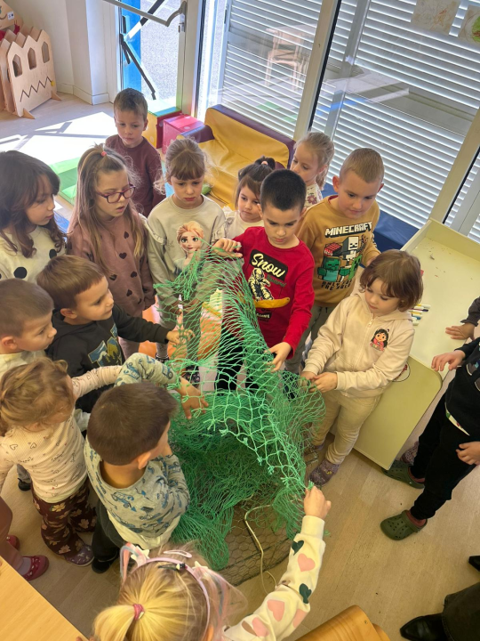 Radionice 'Dobri ribar Pijer' približile mališanima iz Vodica, Jezera i Tisnog ribarsku tradiciju