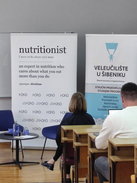 Učenici Medicinske škole sudjelovali na 8. Danima bolničke prehrane