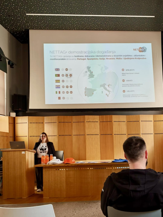 JU Priroda sudjelovala u akciji čišćenja akvatorija Prokljanskog jezera