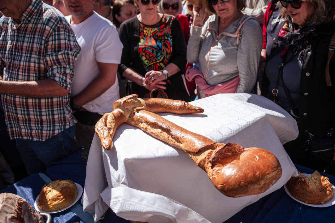 FOTO Obrtnici i ove godine pripremili uskrsni doručak u Šibeniku, glavna zvijezda bila je mega fritaja