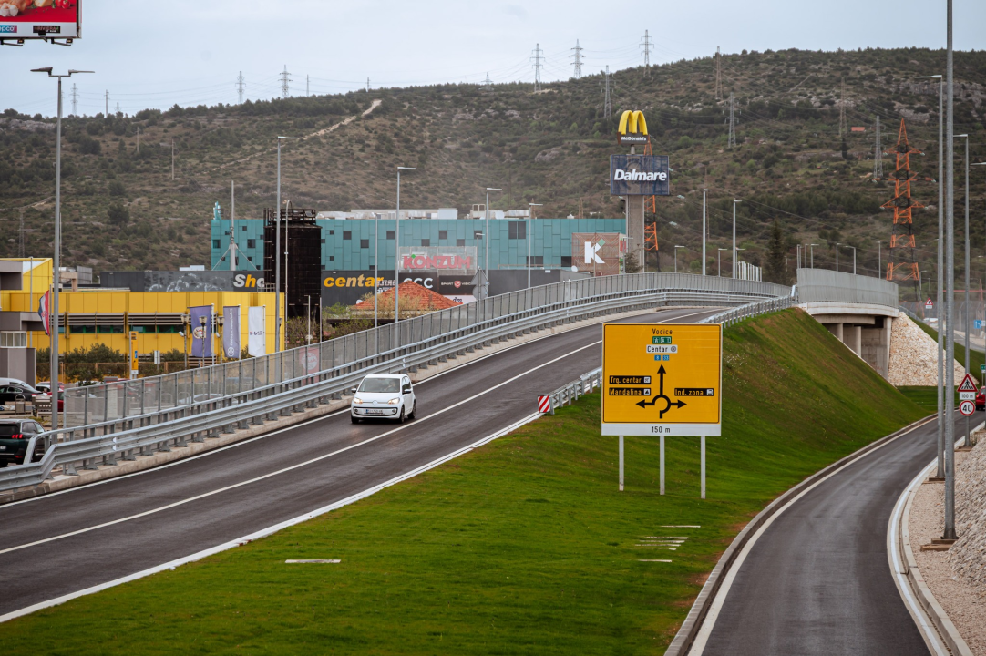 Čvor Mandalina napokon otvoren za sav promet: Provozali smo se novim dugoočekivanim raskrižjem