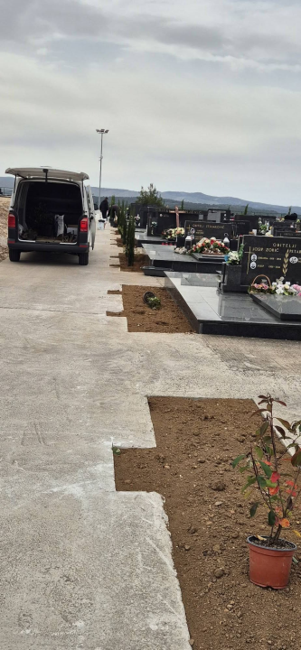 Čempresi završili velik posao: Zasađeno 150 stabala, uklonjeno staro bilje i zamijenjena zemlja