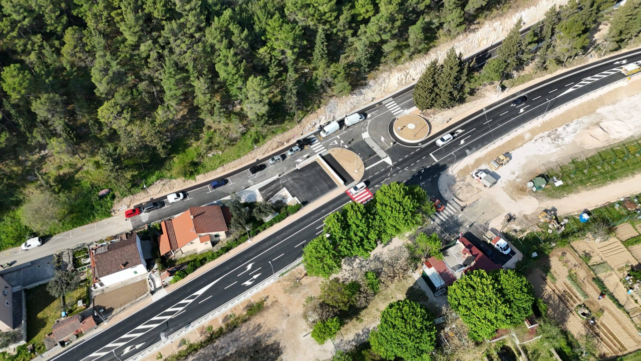 FOTO Završena rekonstrukcija važnog raskrižja na području Skradina