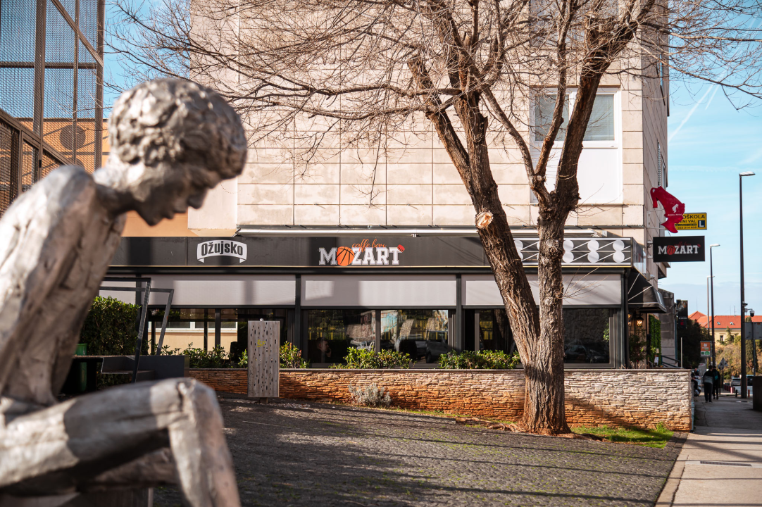 FOTO Mozart donosi zagaranitiranu zabavu uz poseban event u petak te popularnog Sandija u subotu! 