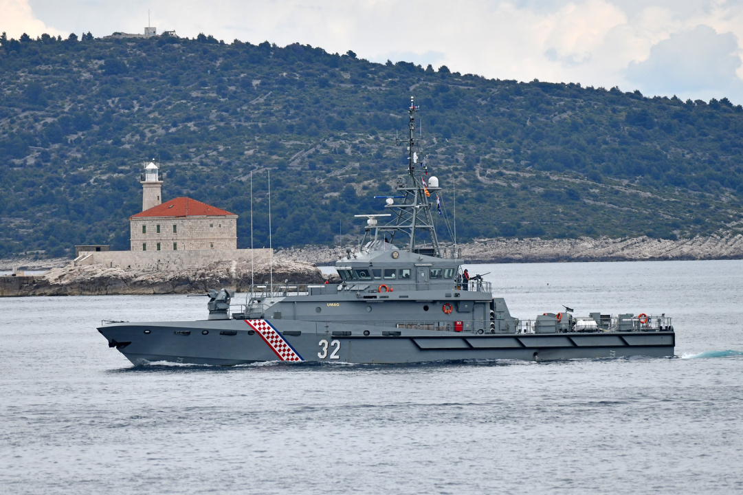 Hrvatska ratna mornarica provela vježbe na Žirju, u Zečevu i Kninu