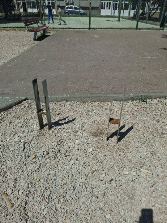 Majka upozorava: Opasne sprave i zapuštena dječja igrališta u Šibeniku