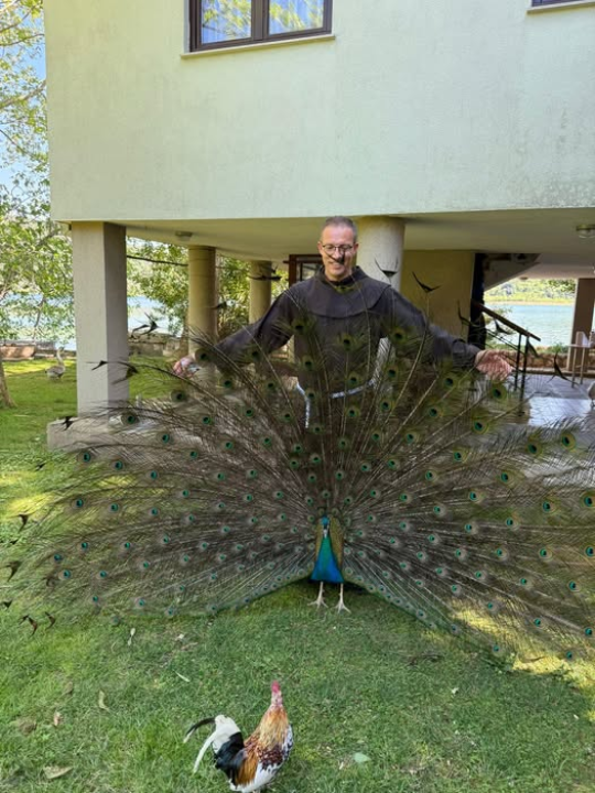 Predivni prizori s 'dragulja s Krke': Visovac je sklad života i mira