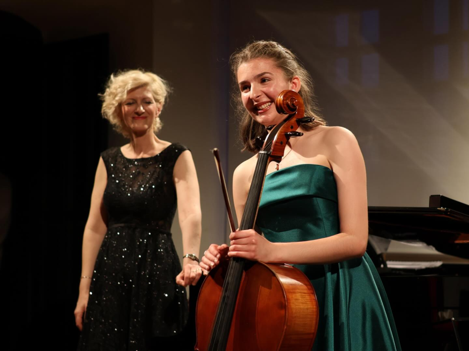 Učenica šibenske glazbene škole, violončelistica Antea, održala koncert u kazalištu