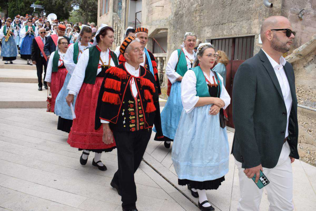 Proslavljena Gospa od Loreta u Primoštenu