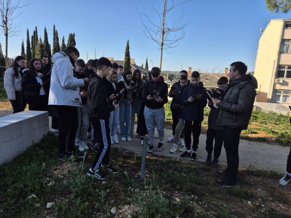 Kninski osnovnoškolci uronili u svijet novih tehnologija