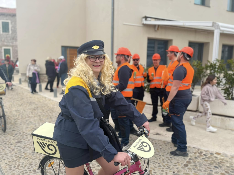 Velika povorka u Betini: Šarenilo i tradicija na jednom mjestu