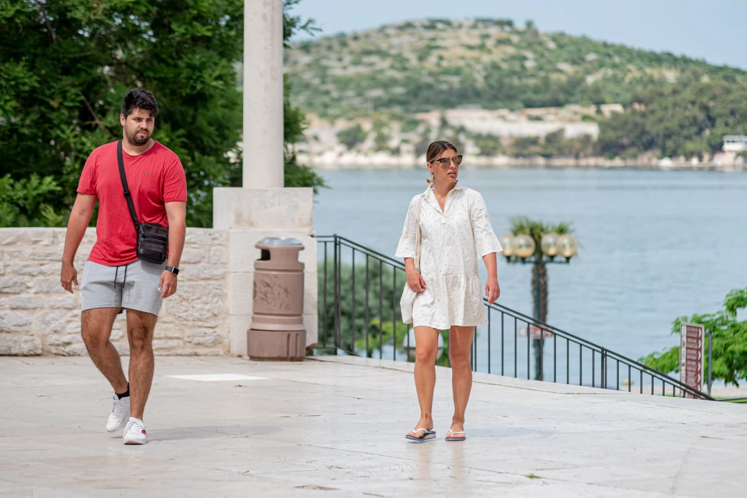 Trendi Šibenčanke zavladale ovotjednim đirom po gradu