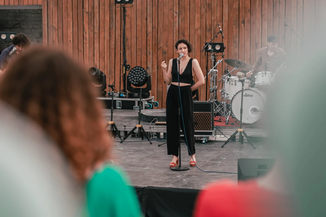 Rock 'n' Roll fešta na tvrđavi sv. Mihovila: Hrpa bendova, odlična glazba i raspoložena publika