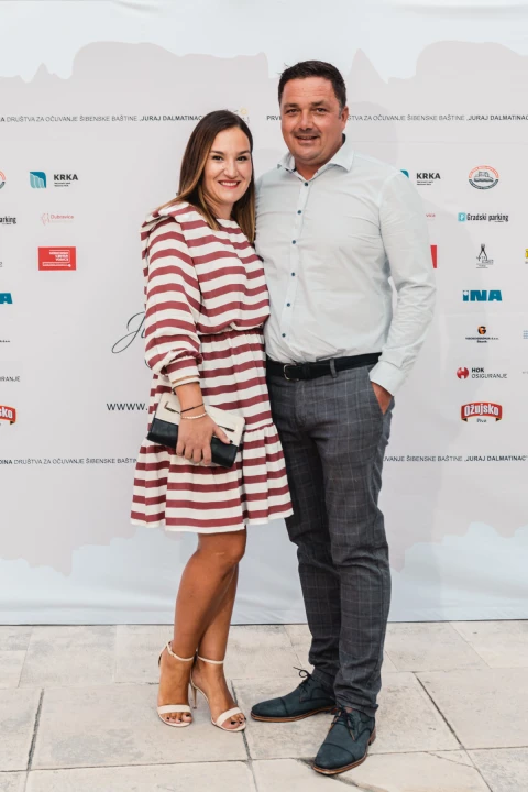 Proslava Društva Juraj Dalmatinac donijela dašak glamura: Birala se najbolja garderoba, poziralo se kao na modnoj pisti