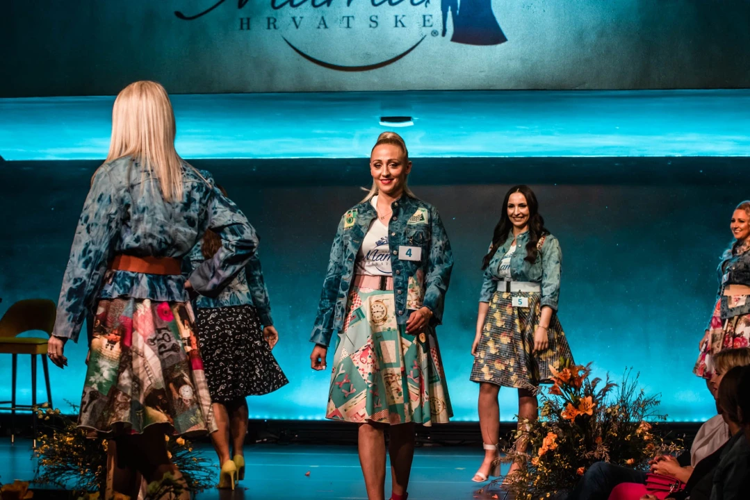 Božena Bajalica najljepša je mama Hrvatske u kategoriji 'dijamant' 