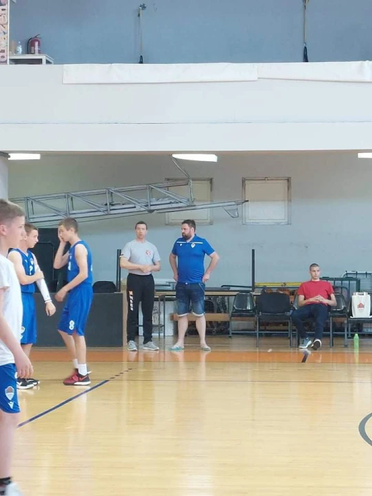 Mladi košarkaši iz Gline u Šibeniku: ‘Nakon potresa aukcijom smo skupljali za opremu?