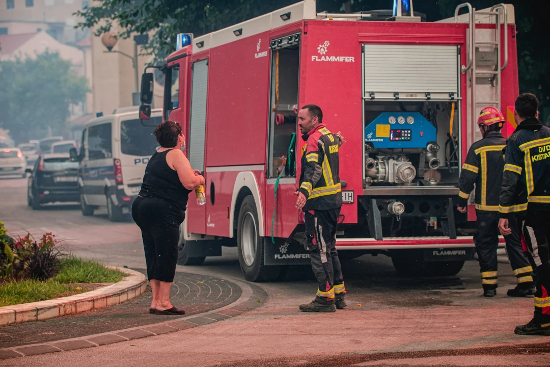 Fotogalerija koja otkriva razmjere plamenog užasa u Zatonu i Raslini