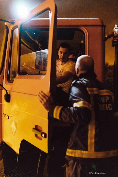 Fotogalerija i video: Bitka s vatrom u Zatonskoj ulici koja spaja Zaton i Benkovačku cestu