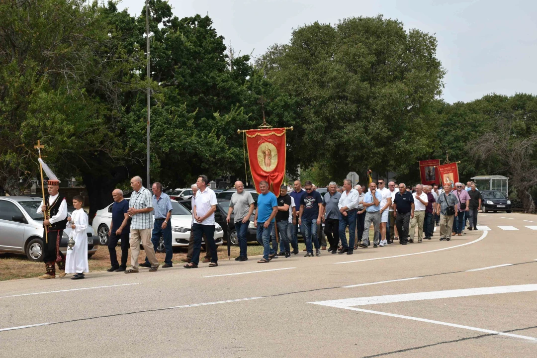 U Mirloviću uz misu i procesiju proslavljen suzaštitnik sv. Jakov