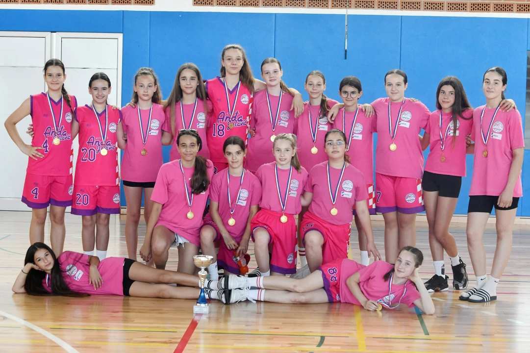 Završena U-11 i U-13 Županijska liga za dječake i djevojčice u košarci 
