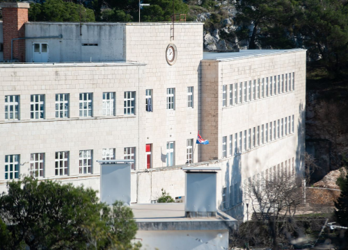 Sve škole u županiji opet uvele online nastavu: U klupama samo učenici nižih razreda i maturanti