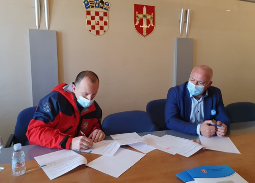 Fotografija 5 - Za rad šibenskog HGSS-a 125 tisuća kuna iz županijske blagajne