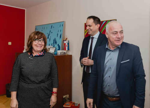 USKOK proširio istragu u Aferi vjetroelektrane: Osumnjičena i Edita Grubišić, kao predstojnica Ureda državne uprave u Šibeniku