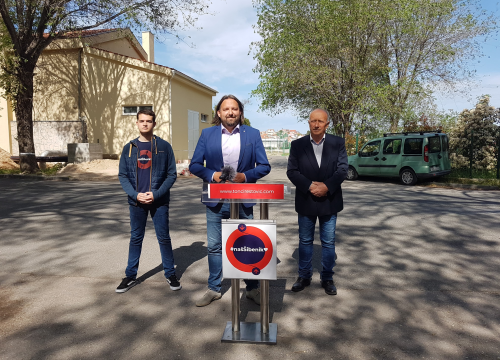 Restović se žalio na nesnosan smrad u Mandalini, a Buriću poručio: 'No coffee for you!'