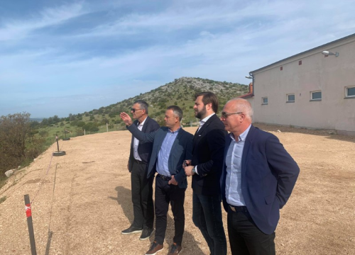 Ministar Ćorić u radnom posjetu Šibensko-kninskoj županiji: Obišao Bikarac i Murter