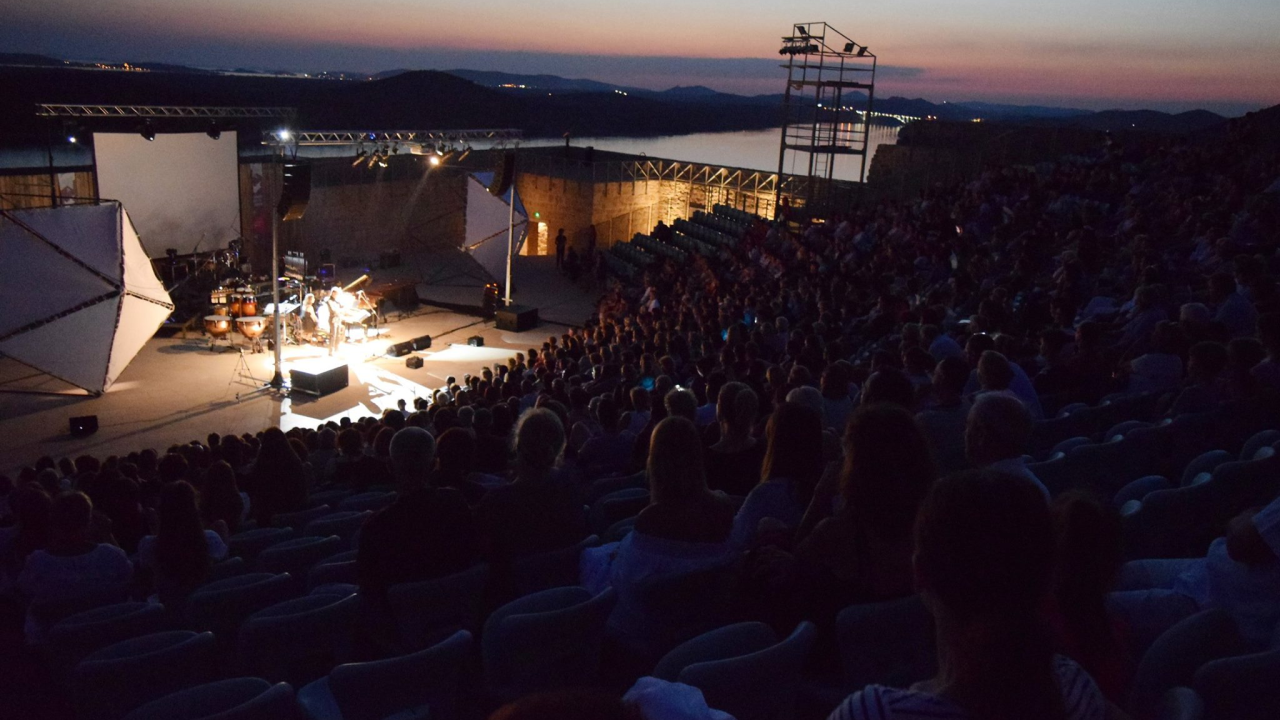 Crvena jabuka stiže ovo ljeto u Šibenik: U sklopu turneje proslavit će svoj 35. rođendan
