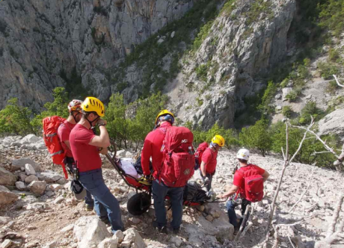 Muškarac (66) koji je smrtno stradao na Paklenici nije bio pravilno osiguran dok se penjao, pad je bio koban