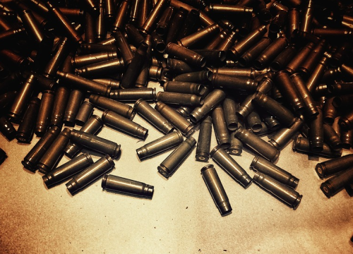 Još jedan građanin riješio se oružja u kući: Policiji predao preko 300 komada streljiva