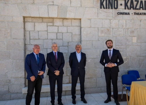 Potpisani ugovori o izgradnji fekalne kanalizacije i vodovodne mreže na području Grada Vodica