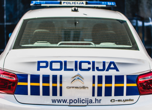 Šibenska policija privela jednog pijanog, a još dvojici vozača zbog brzine naplatila ukupno 21.000 kuna