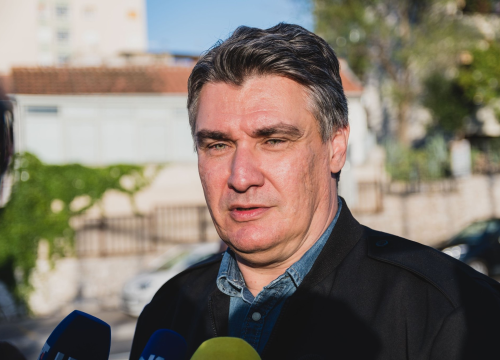 Milanović o Stožeru: 'Ne čitaju epidemiološke udžbenike, nego gledaju BBC i CNN'