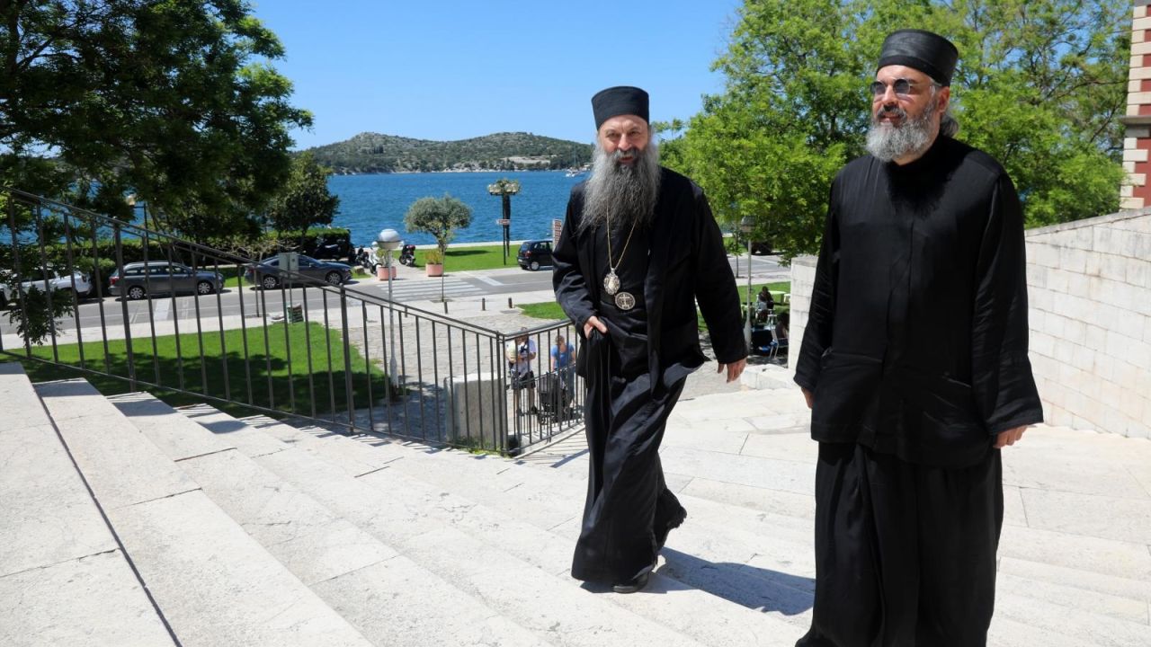 Patrijarh Porfirije jučer je u društvu episkopa dalmatinskog obišao Šibenik i Skradin