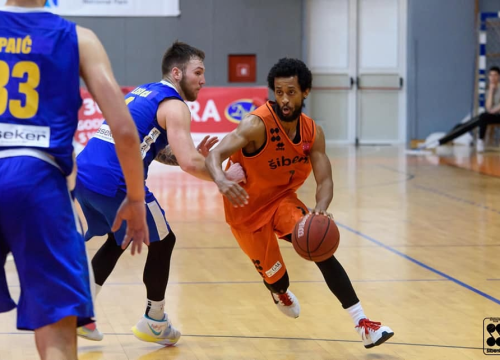 Zadar stigao do slavlja nad GKK Šibenkom u prvoj četvrtfinalnoj utakmici, druga u petak na Baldekinu