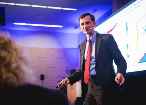 Primorac i tim znanstvenika objavili prikaz uspješnog eksperimentalnog liječenja covida