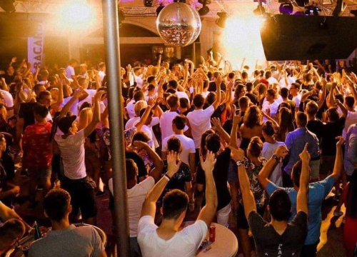 Proslavite 30 godina omiljenog night cluba Aurora uz Jolu!