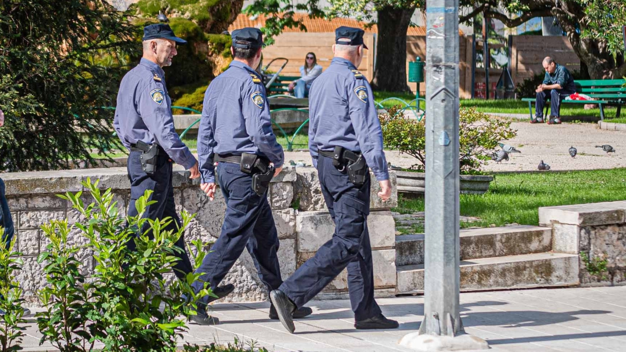 Žena (34) u Šibeniku nakon svađe istukla partnera