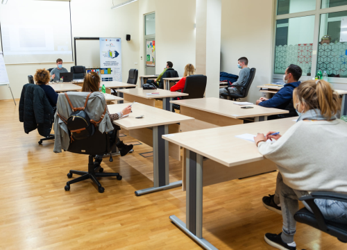 Fotografija 4 - U tijeku je program obrazovanja odraslih u organizaciji Udruge EMEDEA: Pogledajte što su polaznici do sada naučili!