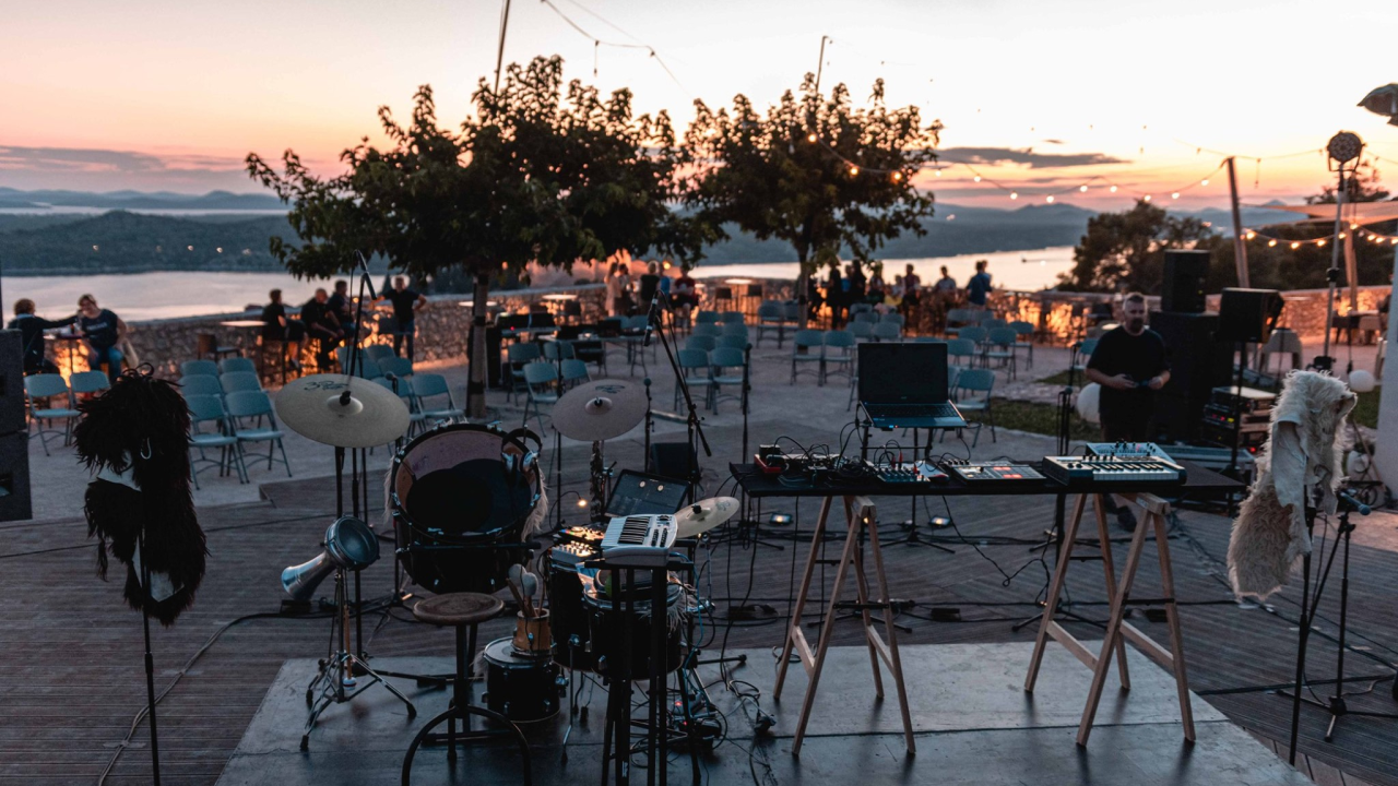 Za vikend uživajte u koncertima na Tvrđavi Barone: U petak Mayales predstavlja novi album