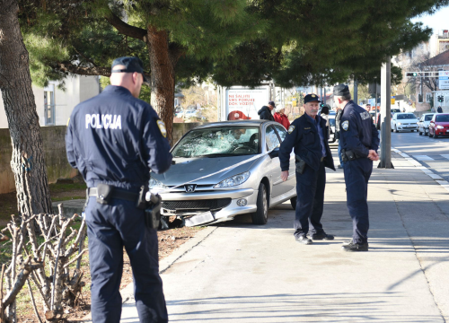 Šibenčaninu koji je lani pokušao ubiti ženu ukinuta zatvorska kazna, iako je preživjela pukim slučajem