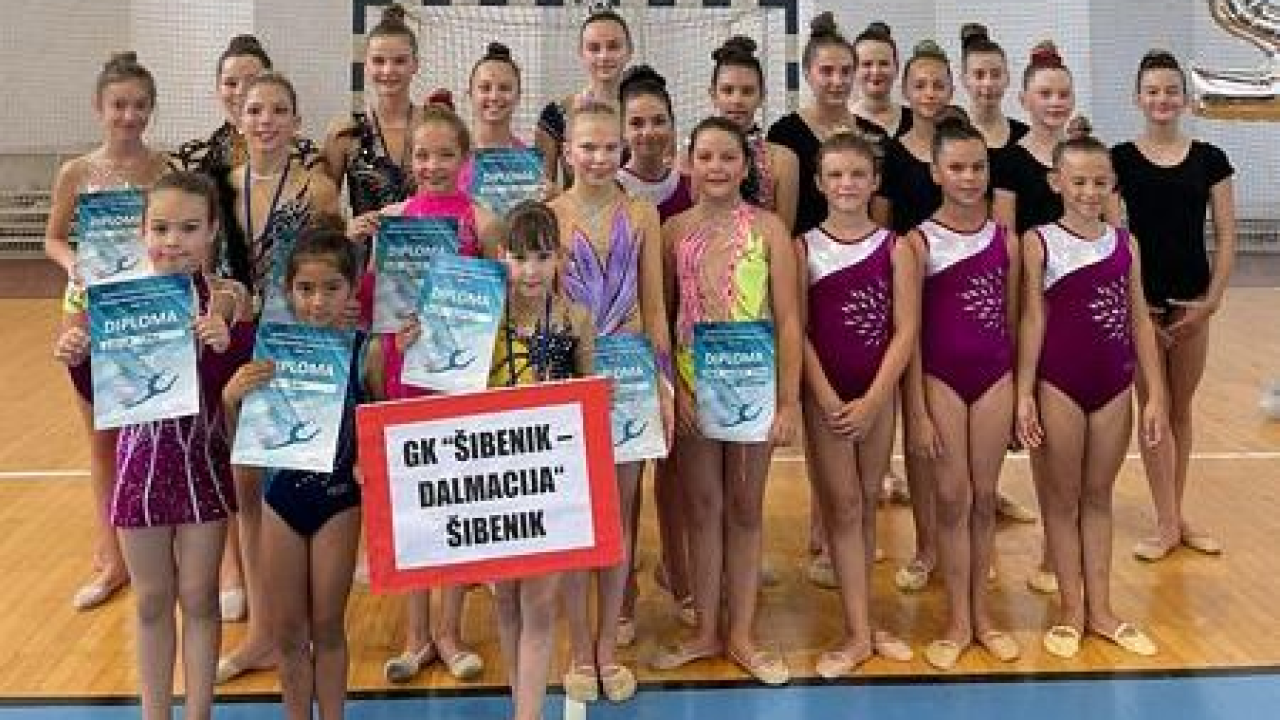 Gimnastičarke Šibenik-Dalmacije predstavile se u sjajnom svjetlu, osvojile mnoštvo medalja