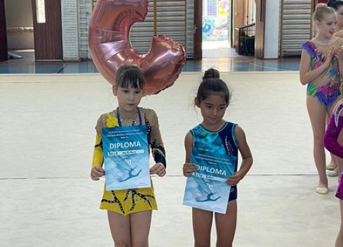 Fotografija 13 - Gimnastičarke Šibenik-Dalmacije predstavile se u sjajnom svjetlu, osvojile mnoštvo medalja