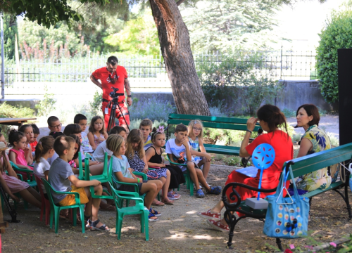 Pogledajte kako je jučer bilo na festivalu i provjerite današnji program po šibenskim trgovima i ulicama