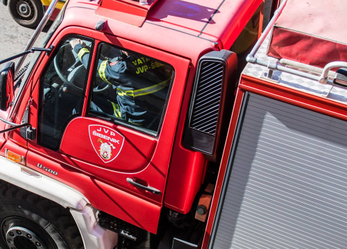 Požar kod Kistanja još nije lokaliziran: Opožarena površina iznosi 30 hektara